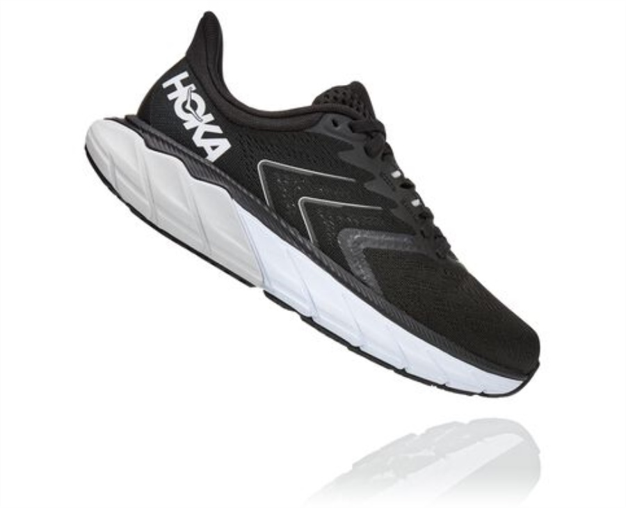 Hoka Arahi 5 Black White