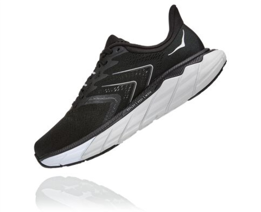 Hoka Arahi 5 Black White