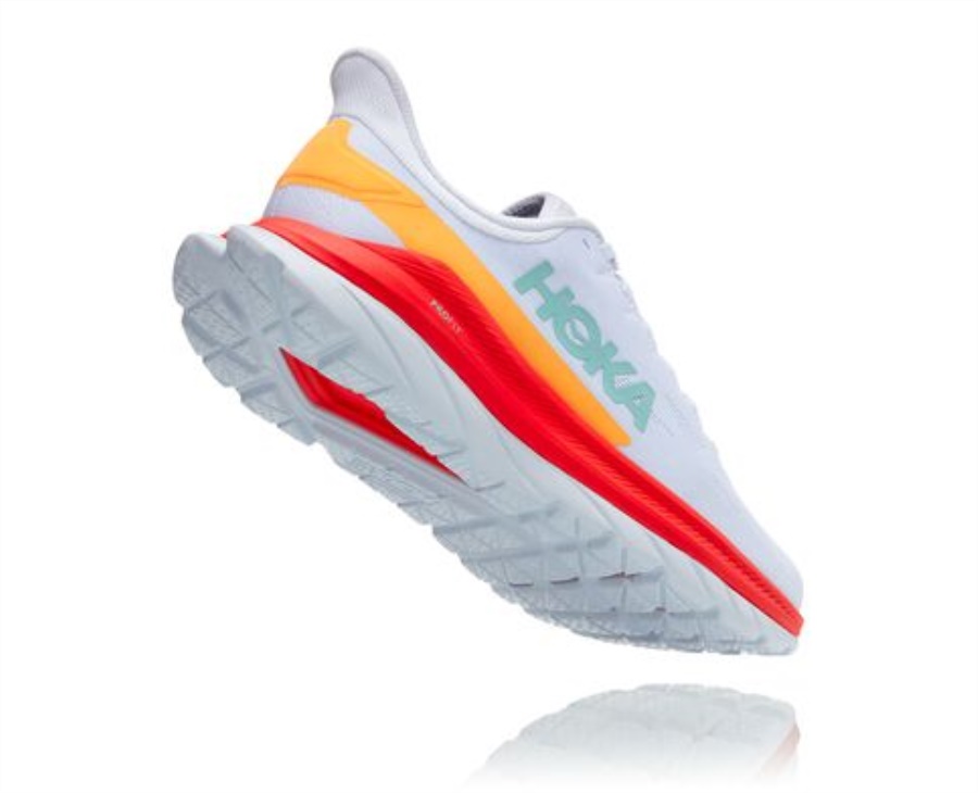 Mach 4 Hoka White Fiesta