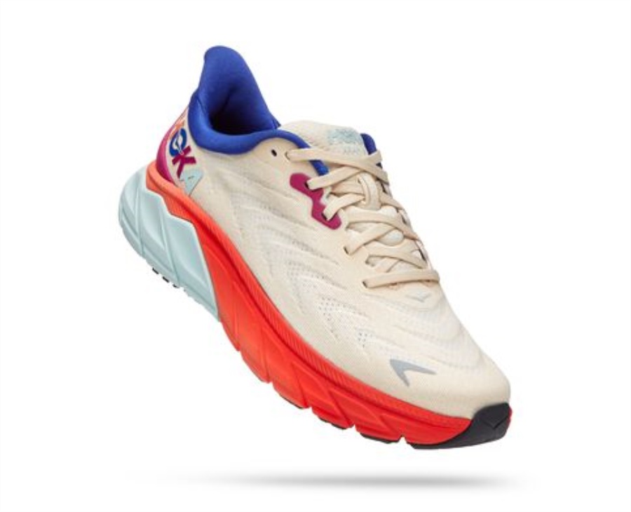Hoka Arahi 6 Short Bread Fiesta